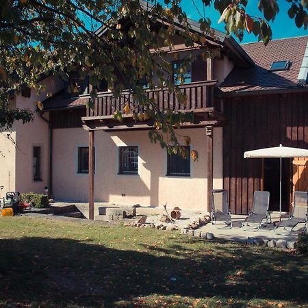 Ferienwohnung Zum Forsthaus Oberviechtach Buitenkant foto