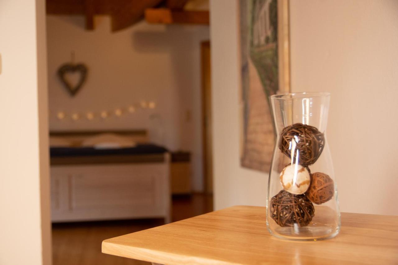 Ferienwohnung Zum Forsthaus Oberviechtach Buitenkant foto